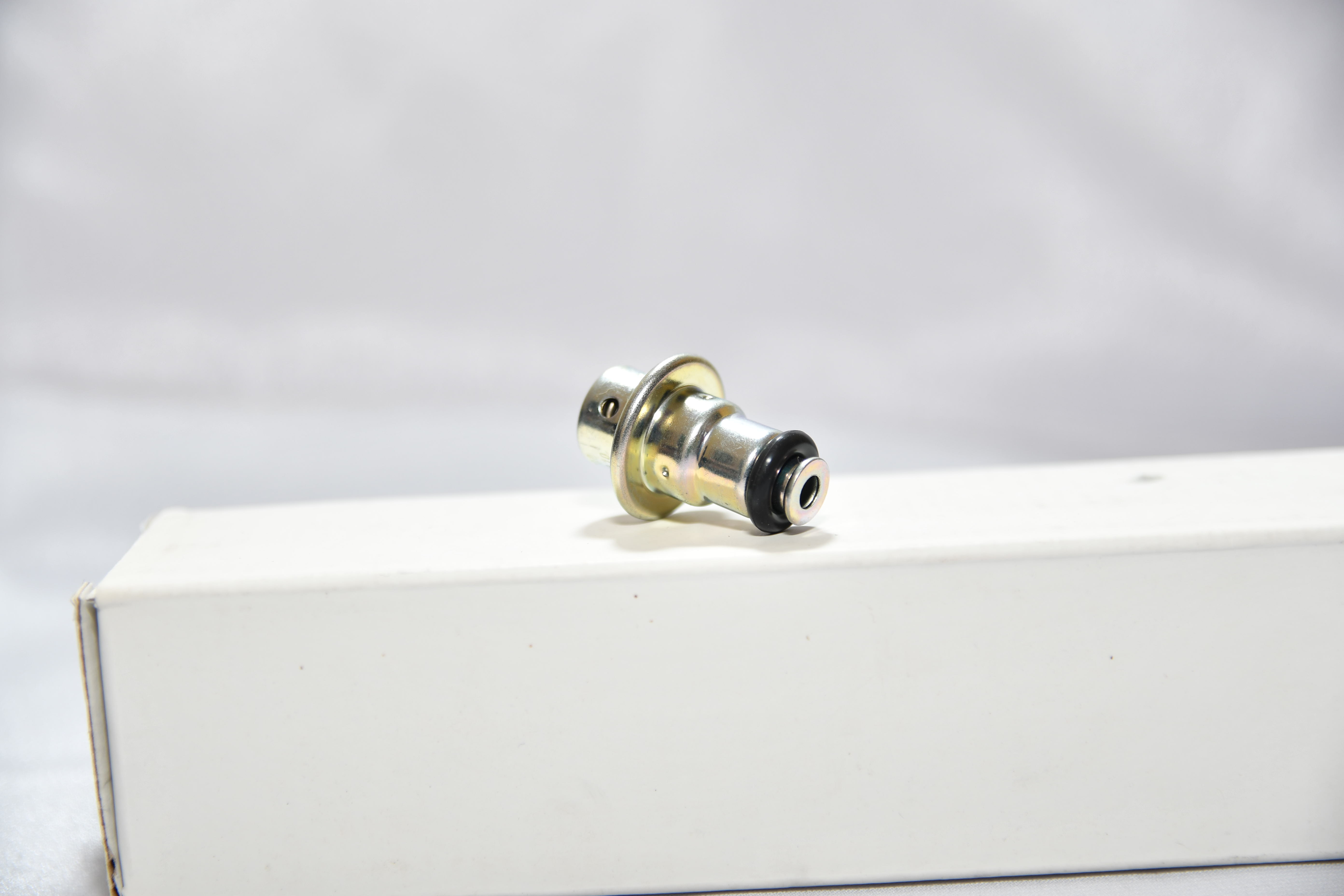 Japanese Toyota Fuel Pressure Regulator