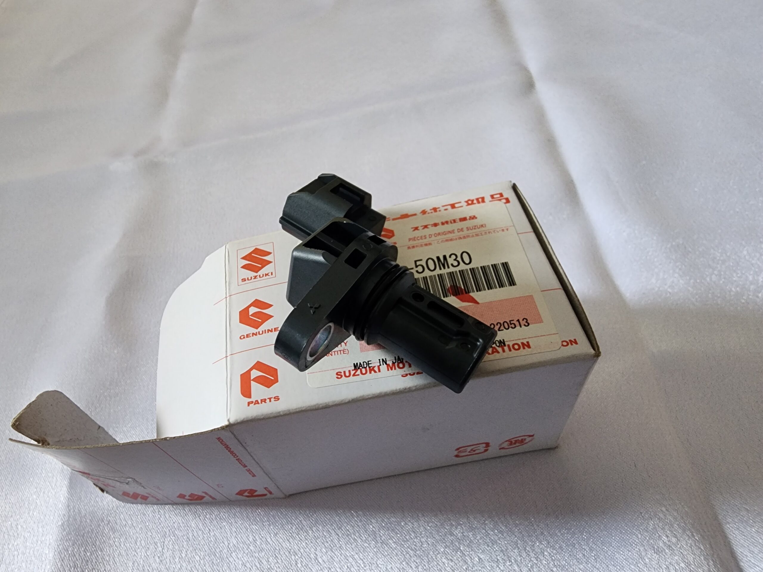 Japanese Suzuki Crankshaft Sensor - Image 4