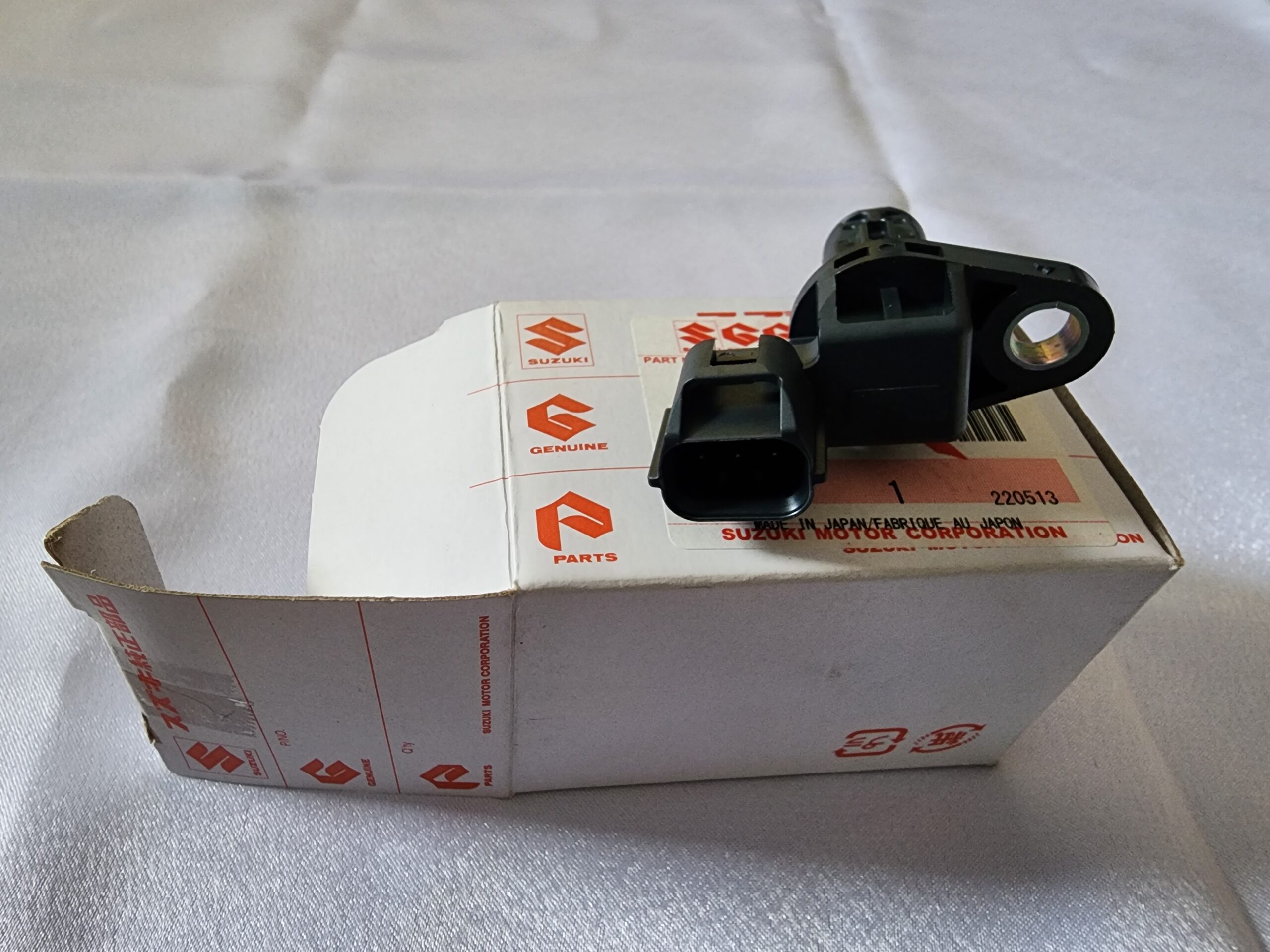 Japanese Suzuki Crankshaft Sensor - Image 5