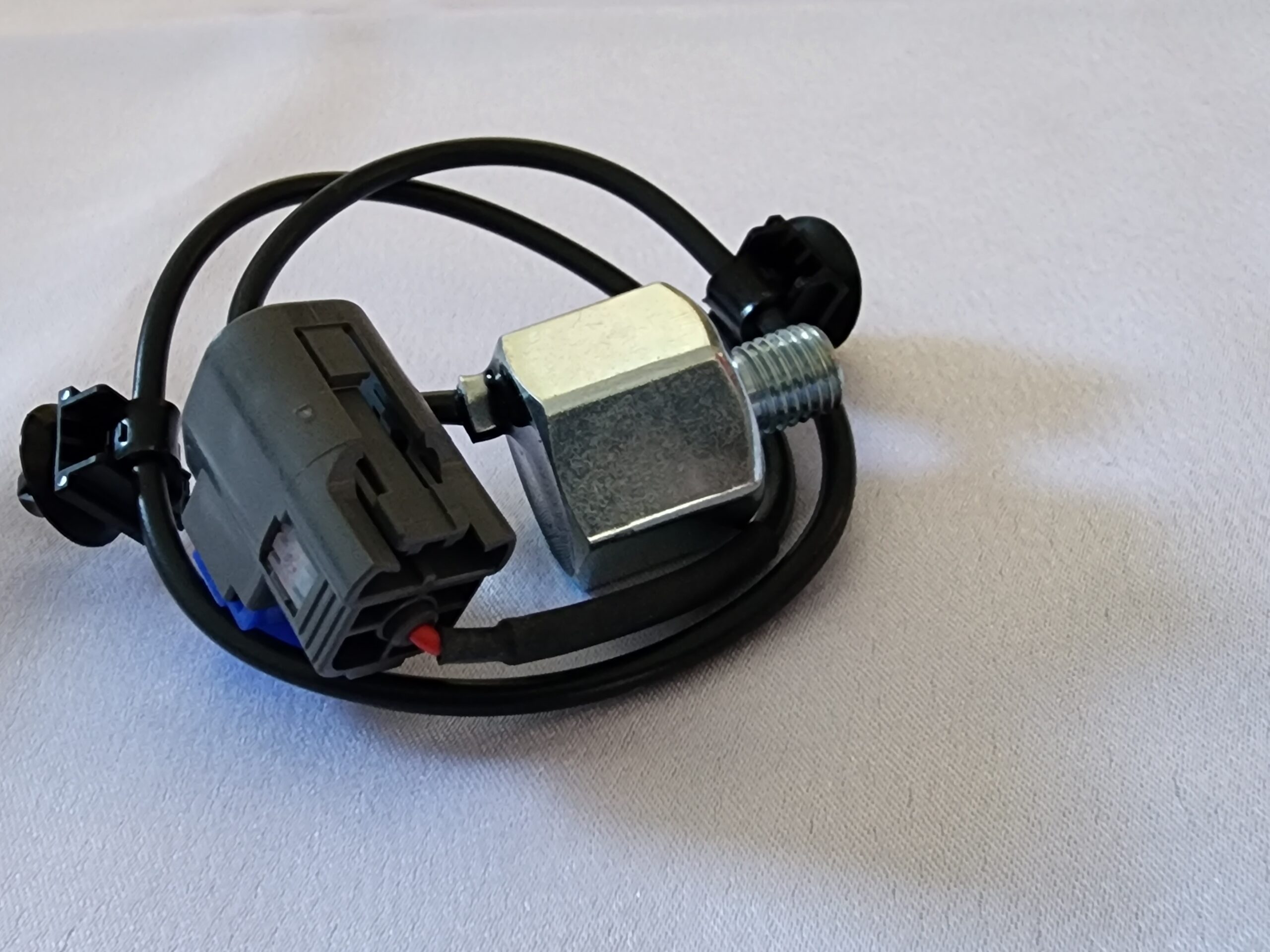Japanese Mazda Knock Sensor - Image 4
