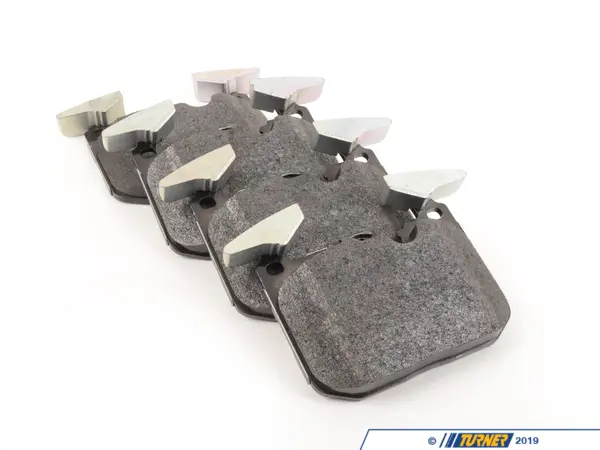 BMW Front Break Pad Set - Image 2